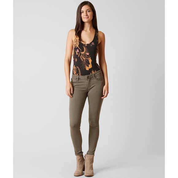 new ❦ Free People ❦ Pretty Bodysuit ❦ Black Floral - Picture 5 of 8